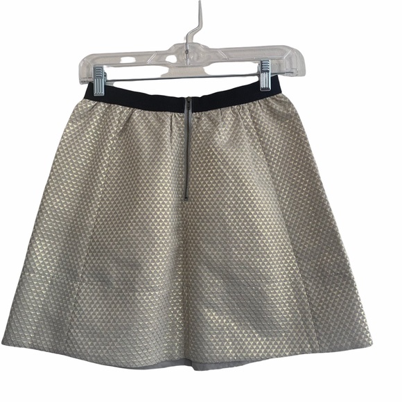 Ganni Textured Flare Mini Skirt Size Medium - Picture 4 of 6